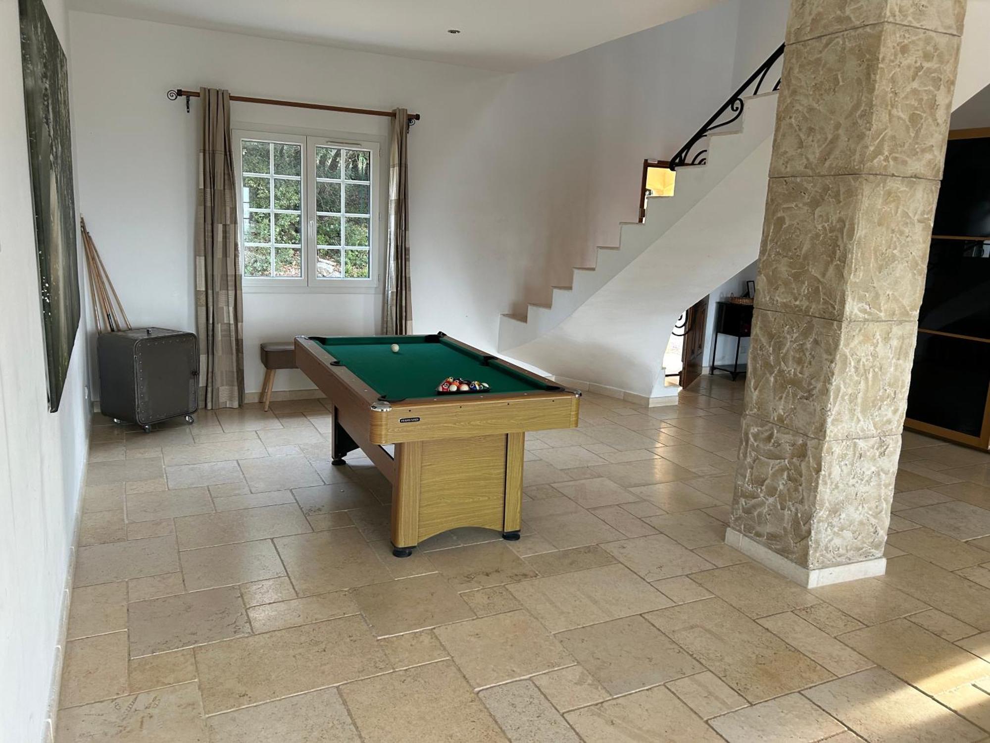 Magnifique Villa Avec Piscine Сен-Максимен-ла-Сент-Бом Екстериор снимка